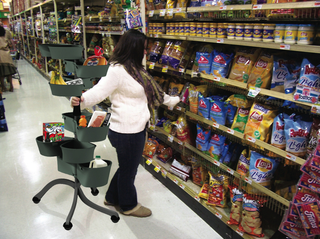 Illustration for article titled UpCart Puts a Literal Twist On The Old Fashioned Shopping Cart